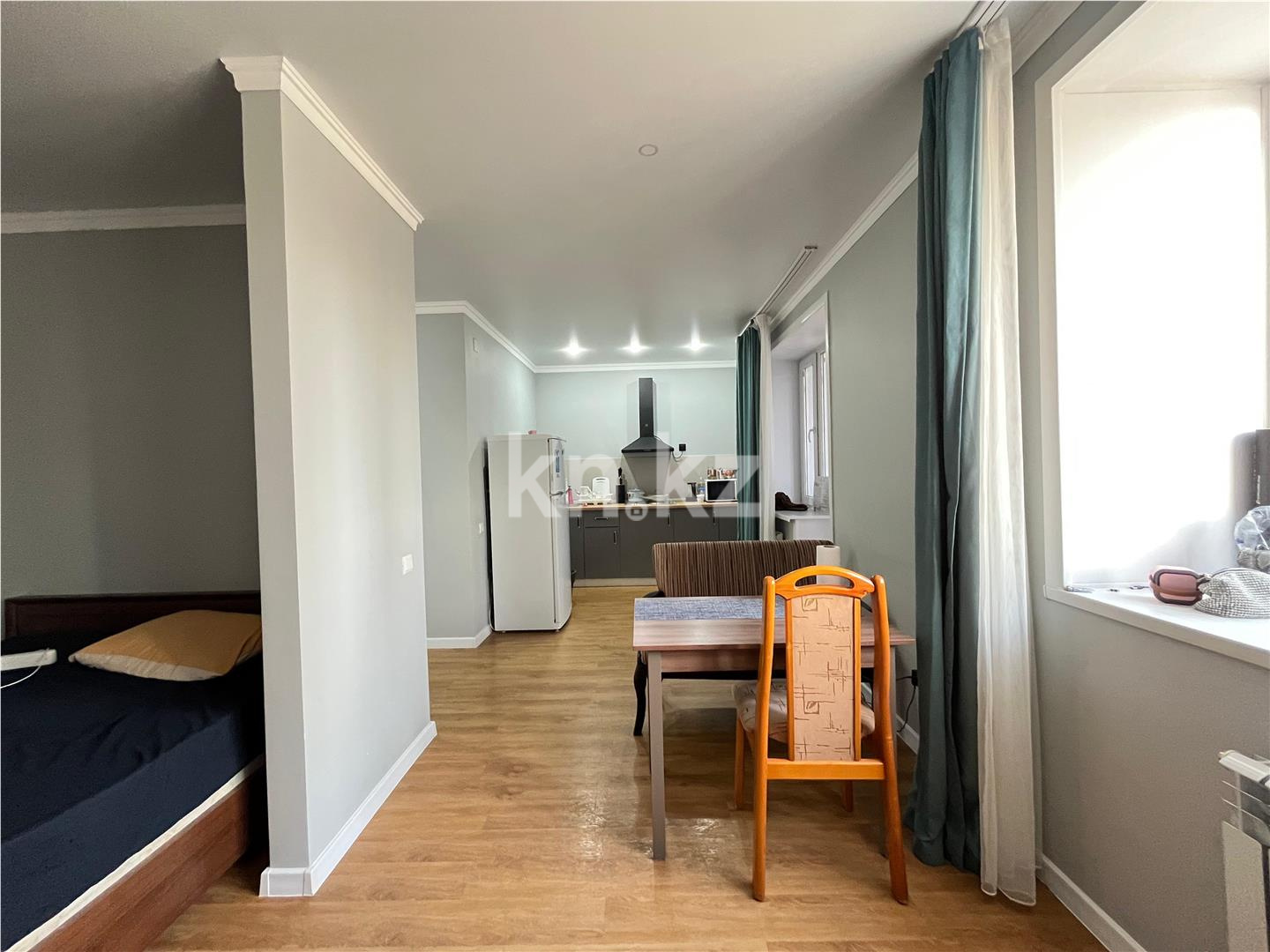 Продажа 1-комнатной квартиры, 40 м², 137 учетный квартал, дом  349 в Караганде - фото 2