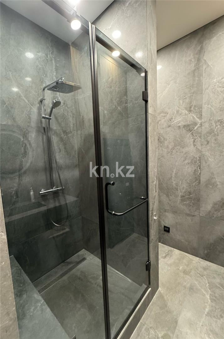 Продажа 4-комнатной квартиры, 103 м², пр. Республики, дом  участок 1/7 в Караганде - фото 19