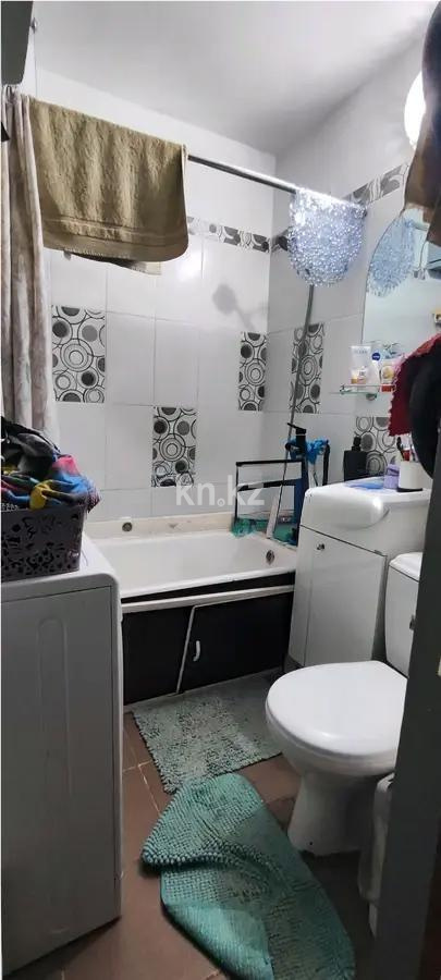 Продажа 2-комнатной квартиры, 40 м², ул. Жарокова, дом  198 в Алматы - фото 4