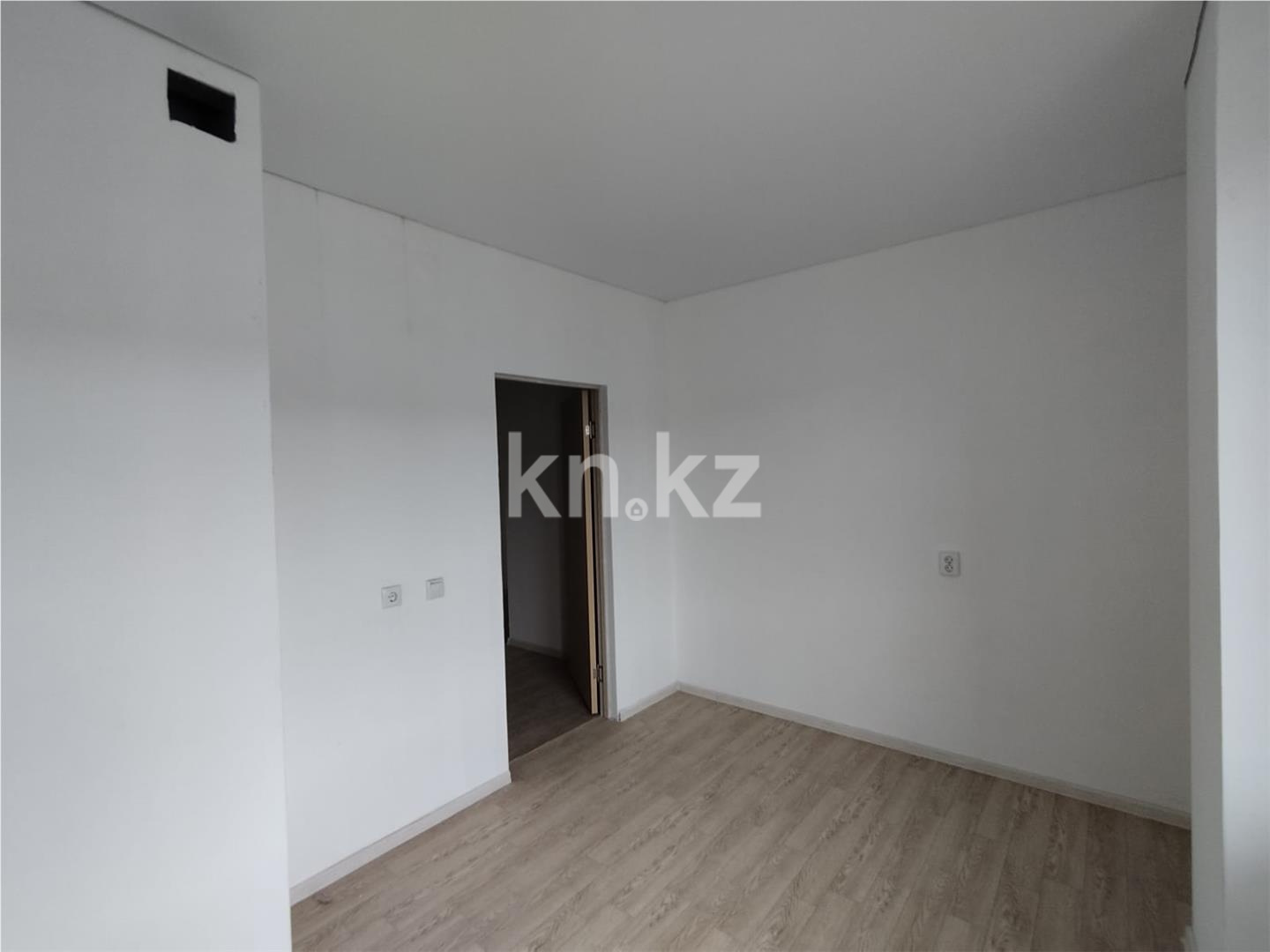 Продажа 3-комнатной квартиры, 101 м², пр. Республики, дом  1/4 в Караганде - фото 8