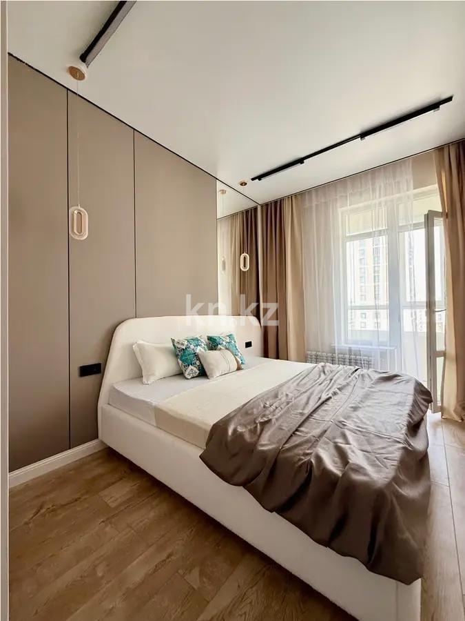 Продажа 3-комнатной квартиры, 66 м², пр. Мангилик Ел, дом  62 в Астане