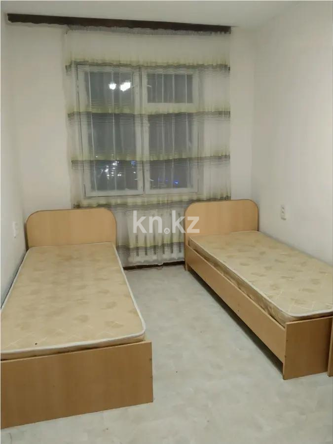 Продажа 2-комнатной квартиры, 44 м², мкр-н 8, дом  15 в Алматы - фото 2