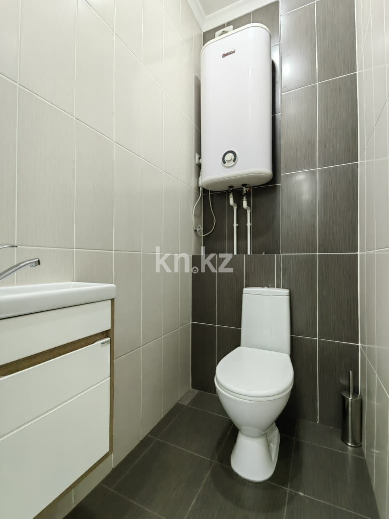 Продажа 2-комнатной квартиры, 63.4 м² в Караганде - фото 25