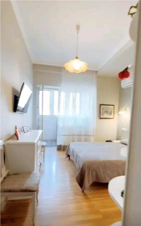 Продажа 3-комнатной квартиры, 128.8 м² в Алматы - фото 2