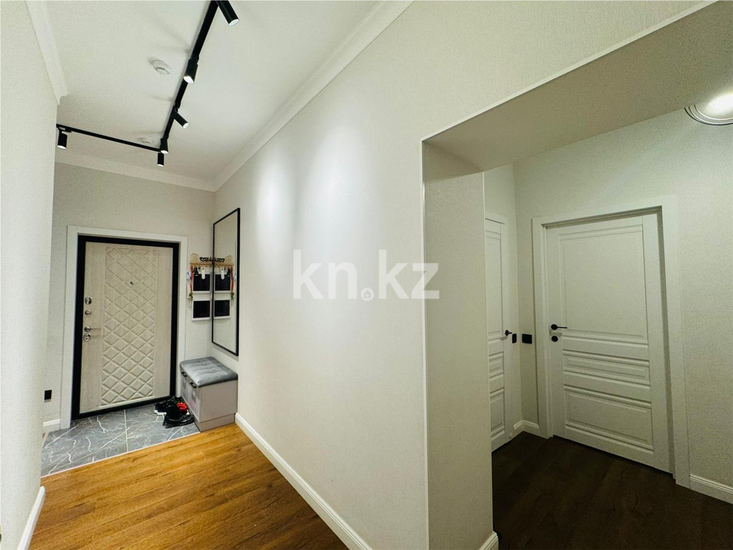 Продажа 3-комнатной квартиры, 86.5 м², пр. Улы Дала в Астане - фото 11