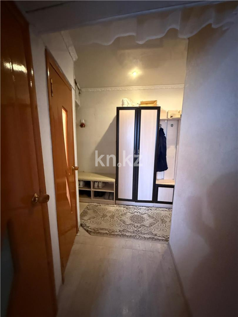 Продажа 3-комнатной квартиры, 59 м², мкр-н 15, дом  8 в Караганде - фото 9