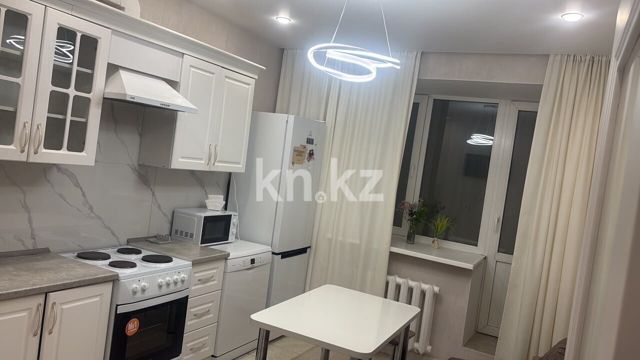 Аренда 2-комнатной квартиры, 50 м² в Астане