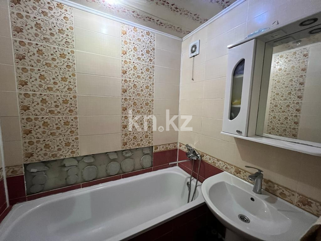 Продажа 3-комнатной квартиры, 65 м², мкр-н Мамраева (Восток-5) в Караганде - фото 11