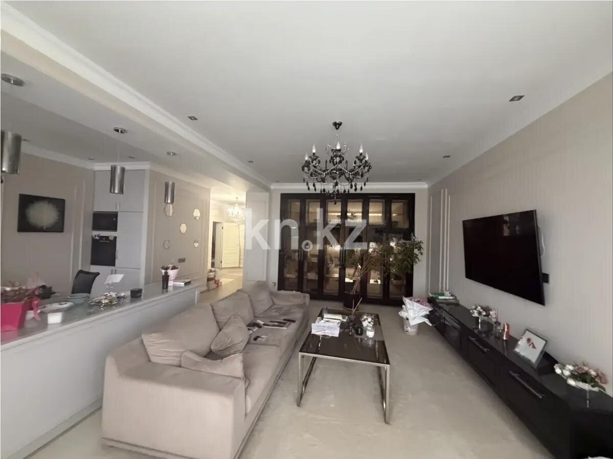 Продажа 2-комнатной квартиры, 70 м² в Алматы