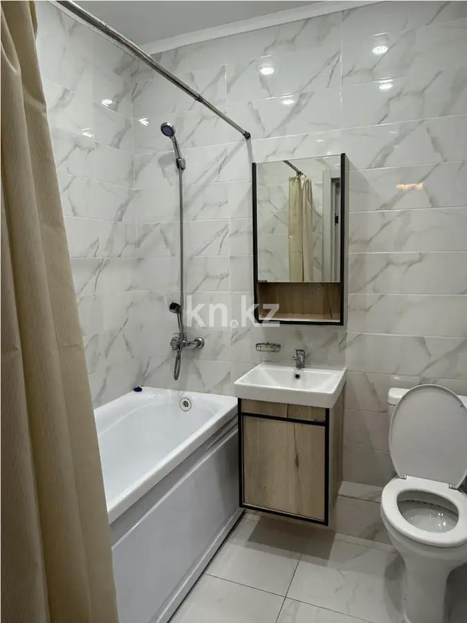 Продажа 1-комнатной квартиры, 40 м², пр. Тауелсыздык, дом  25 в Астане - фото 3
