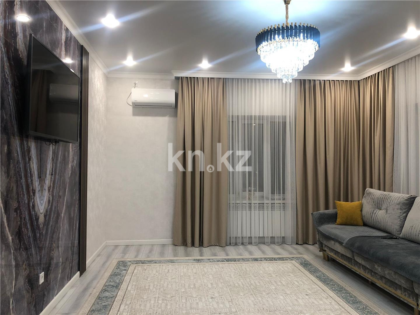 Продажа 3-комнатной квартиры, 100 м², ул. Муканова, дом  53/8 в Караганде