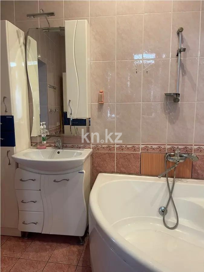 Продажа 5-комнатной квартиры, 136.3 м², пр. Абая, дом  28 в Астане - фото 5