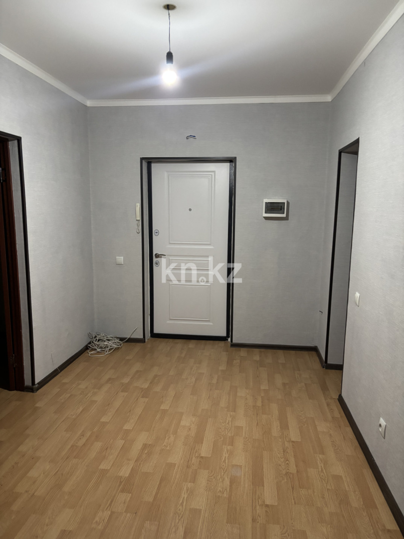 Аренда 1-комнатной квартиры, 55 м² в Астане