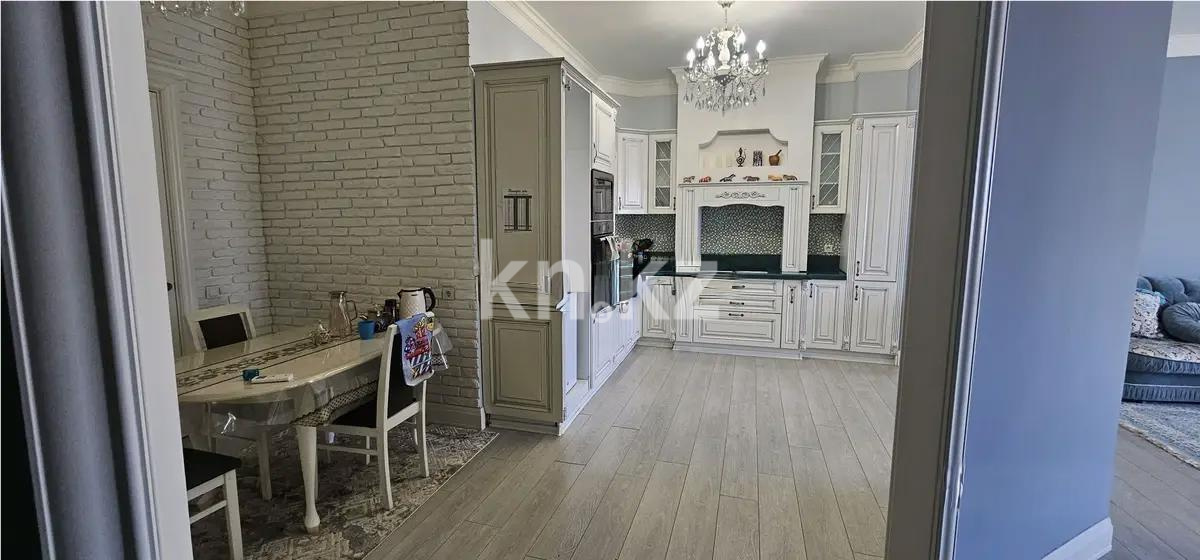 Продажа 4-комнатной квартиры, 177 м², ул. Мухамедханова, дом  7 в Астане - фото 3