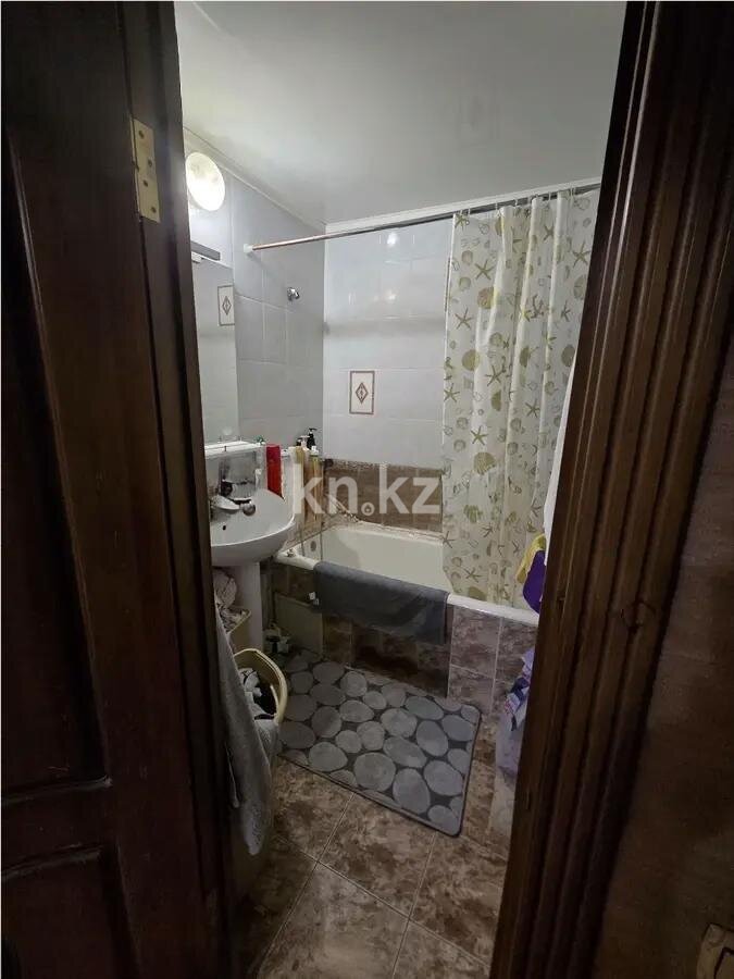 Продажа 3-комнатной квартиры, 70 м² в Алматы - фото 4