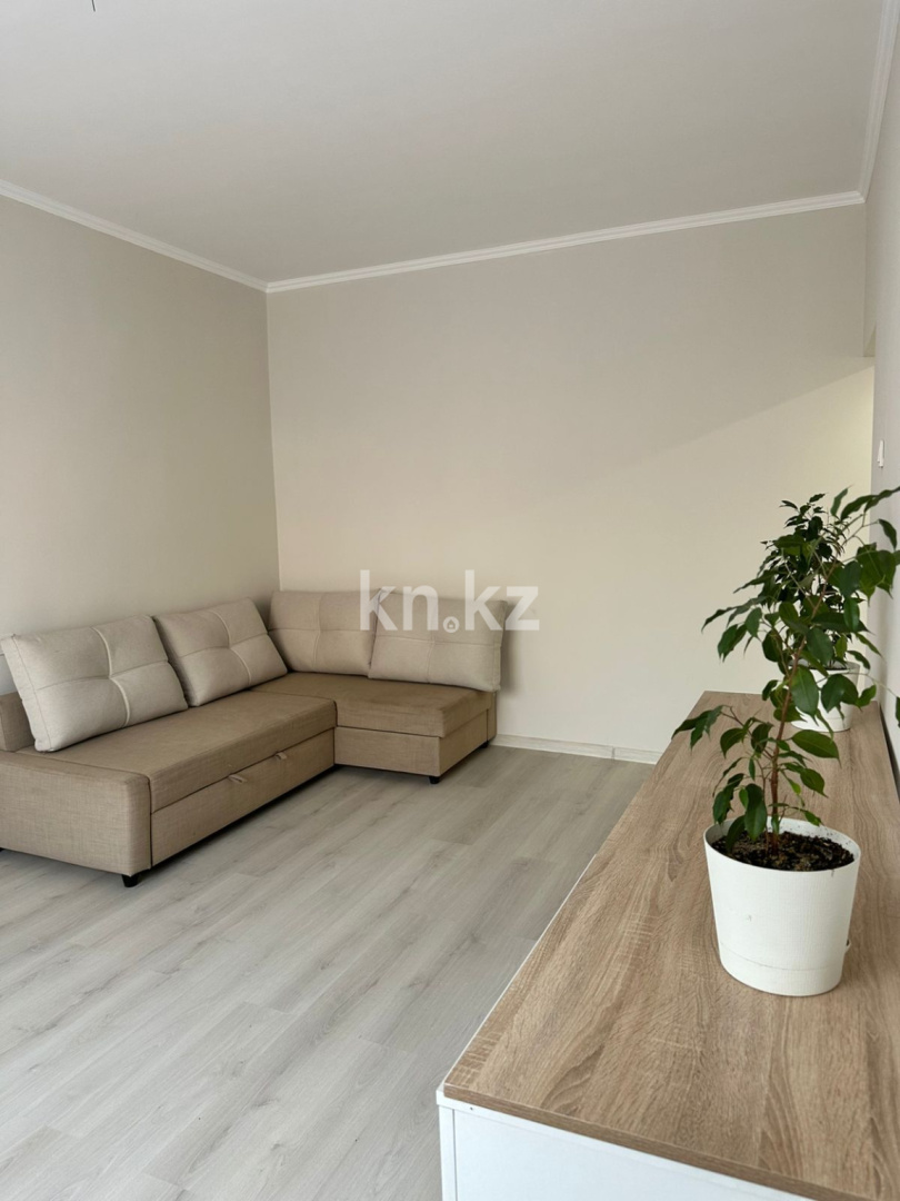 Аренда 4-комнатной квартиры, 150 м² в Алматы