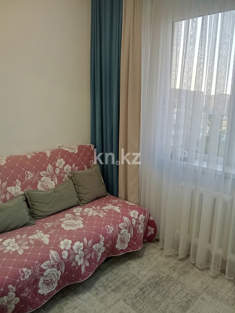 Продажа 3-комнатной квартиры, 63 м², мкр-н Степной-3, дом  7 в Караганде - фото 9