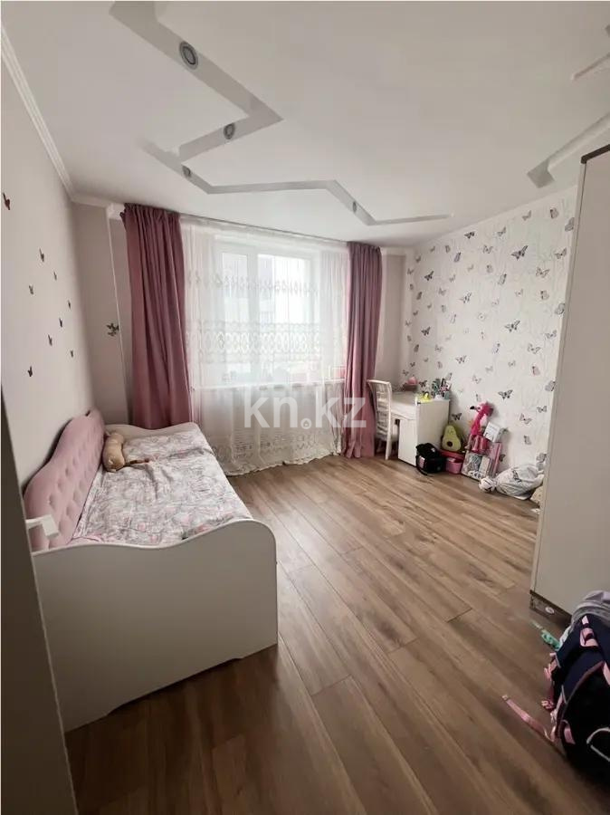 Продажа 4-комнатной квартиры, 105 м², пр. Кабанбай батыра, дом  2/5 в Астане - фото 4