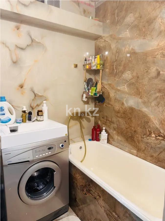 Продажа 2-комнатной квартиры, 46 м², ул. Крылова, дом  24 в Караганде - фото 4