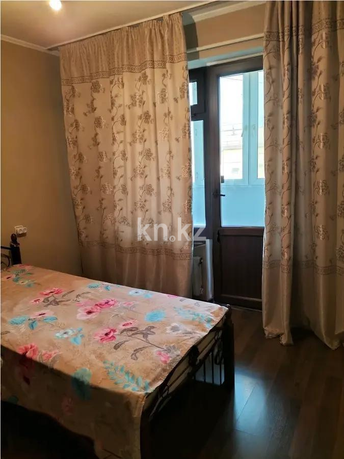 Продажа 3-комнатной квартиры, 70 м², мкр-н Аксай-3а, дом  63 в Алматы - фото 3