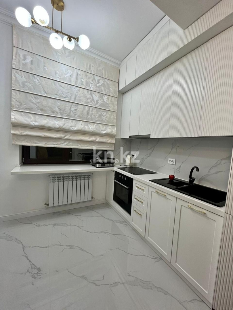 Продажа 4-комнатной квартиры, 90 м² в Астане