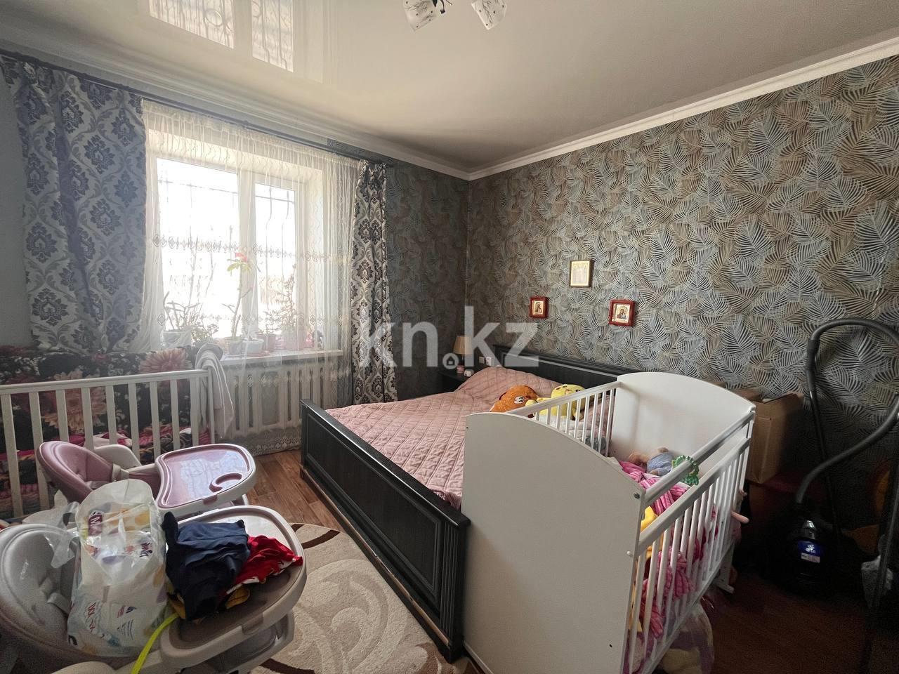 Продажа 2-комнатной квартиры, 56 м², ул. Гвардейская, дом  20 в Караганде - фото 3