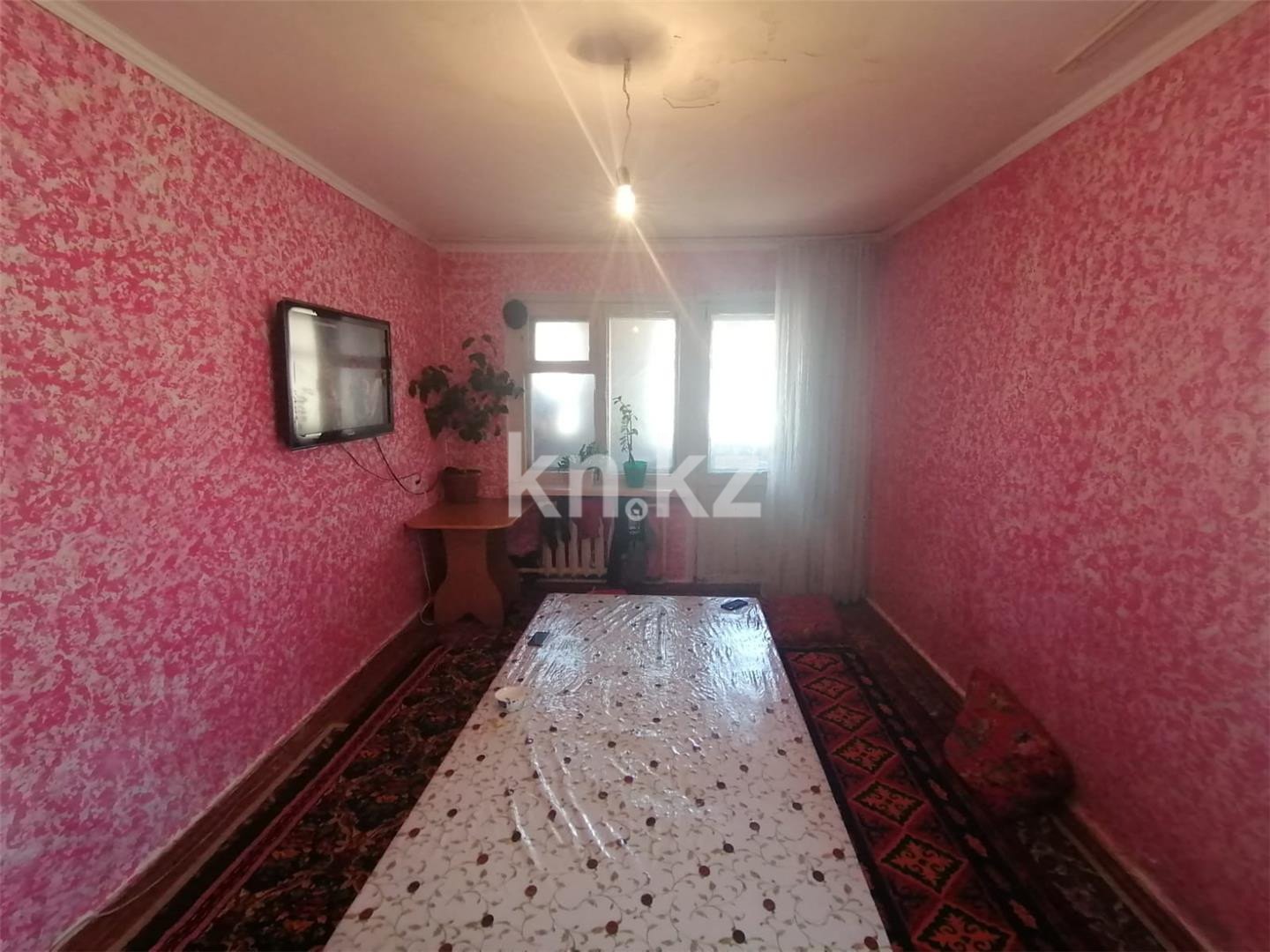 Продажа 3-комнатной квартиры, 63 м², ул. Орлова в Караганде