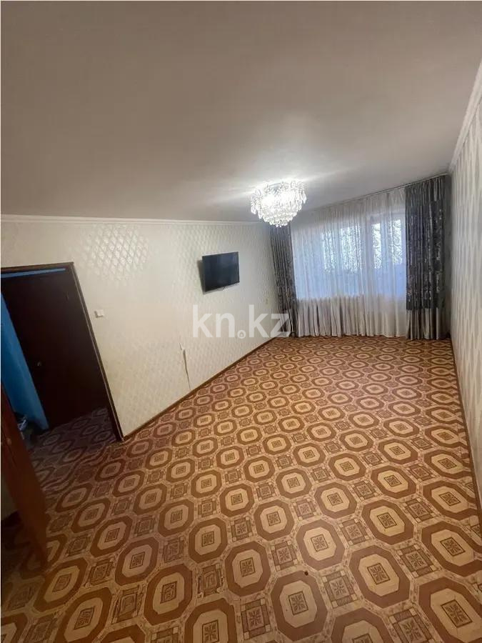 Продажа 3-комнатной квартиры, 61 м², мкр-н 13, дом  9 в Караганде