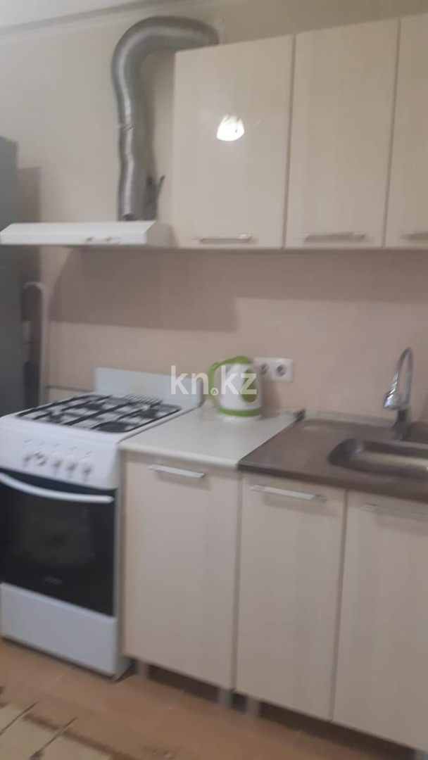 Аренда 1-комнатной квартиры, 30 м² в Астане