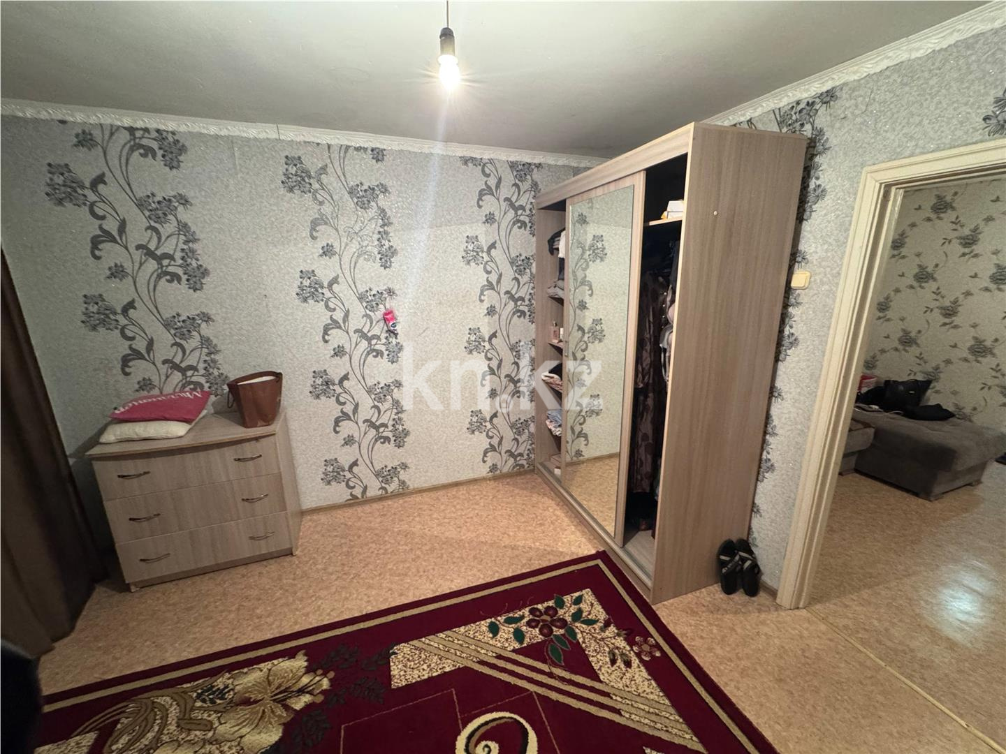 Продажа 4-комнатной квартиры, 61 м², мкр-н 21, дом  21 в Караганде - фото 6