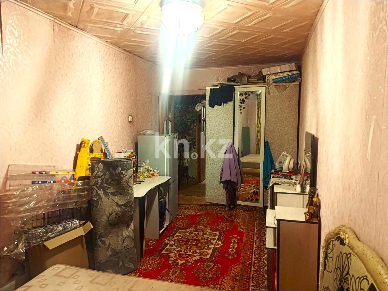 Продажа 2-комнатной квартиры, 43 м², мкр-н 18, дом  18 в Караганде - фото 4