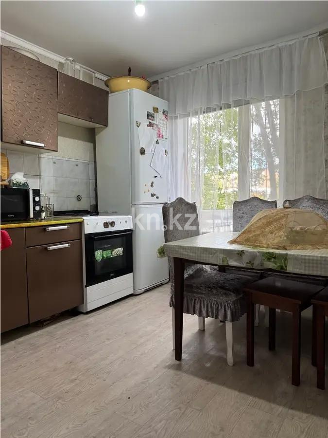 Продажа 2-комнатной квартиры, 50 м², ул. Карла Маркса, дом  14а в Шахтинске - фото 3