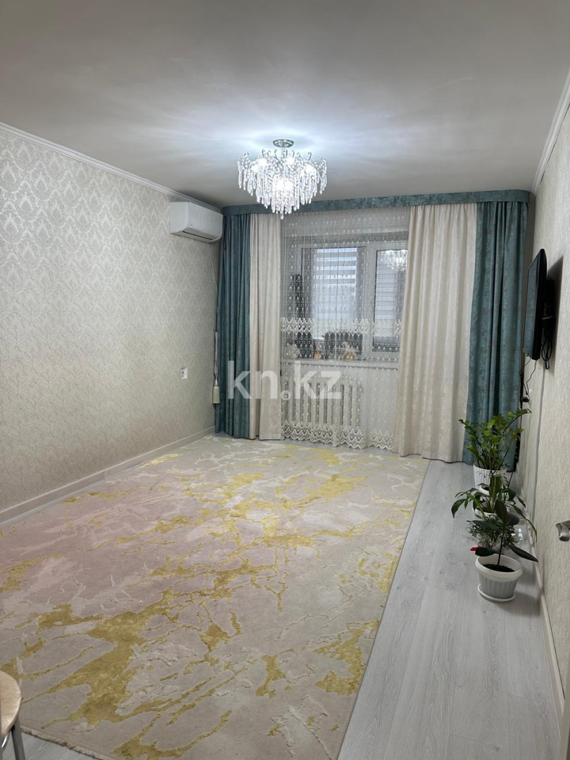 Продажа 2-комнатной квартиры, 60.8 м² в Уральске - фото 2