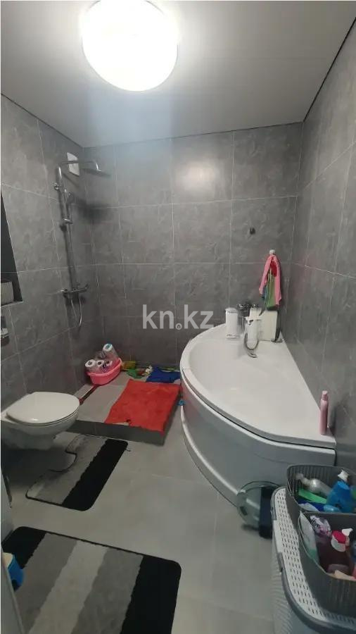 Продажа 4-комнатной квартиры, 94.2 м², ул. Толе би, дом  189/3 в Алматы - фото 9