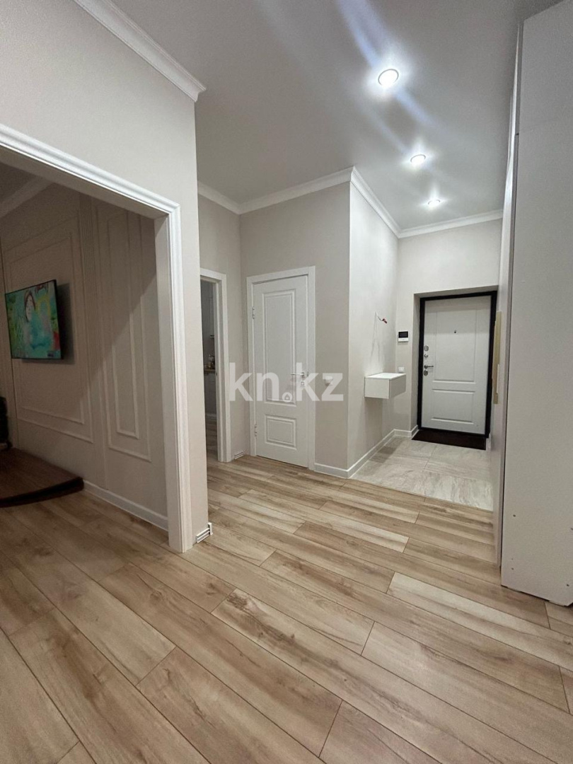 Продажа 3-комнатной квартиры, 89 м², ул. Букетова, дом  3/3 в Караганде - фото 15