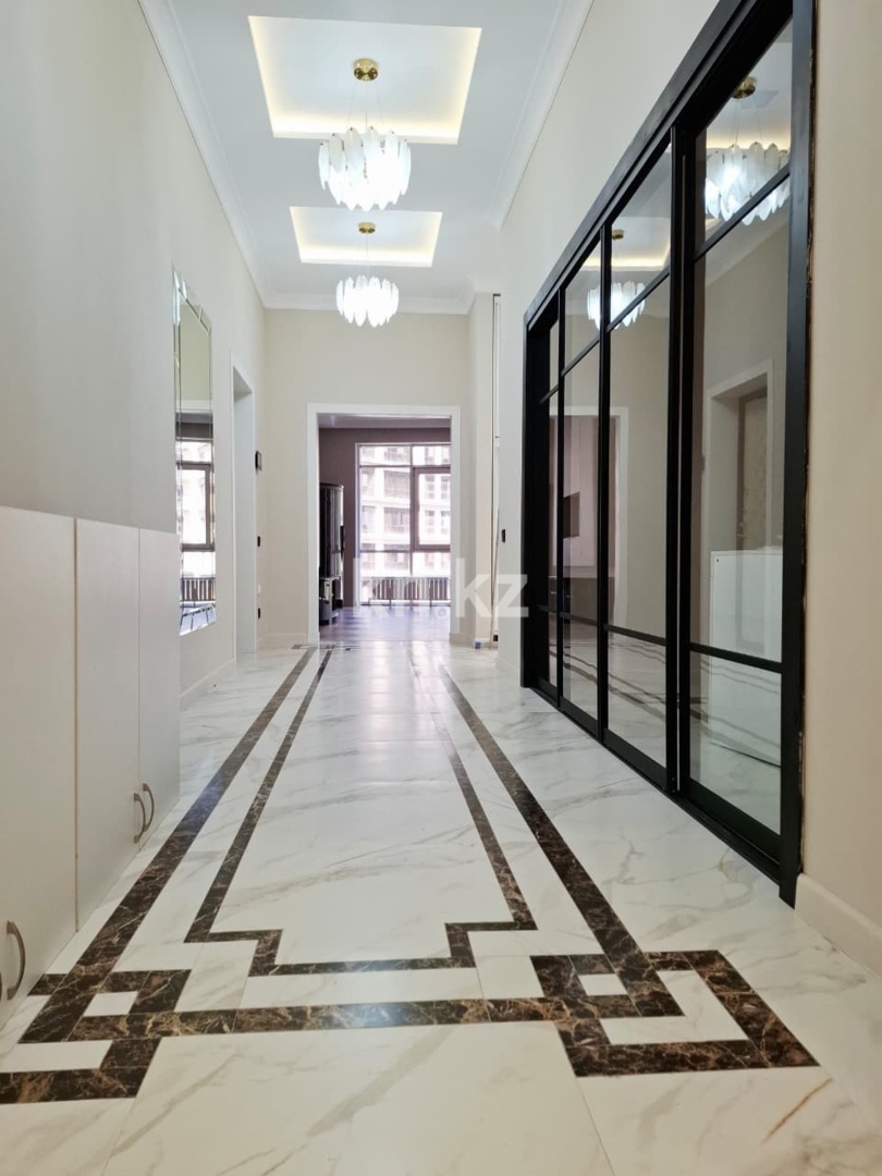 Продажа 4-комнатной квартиры, 142.4 м² в Алматы - фото 11