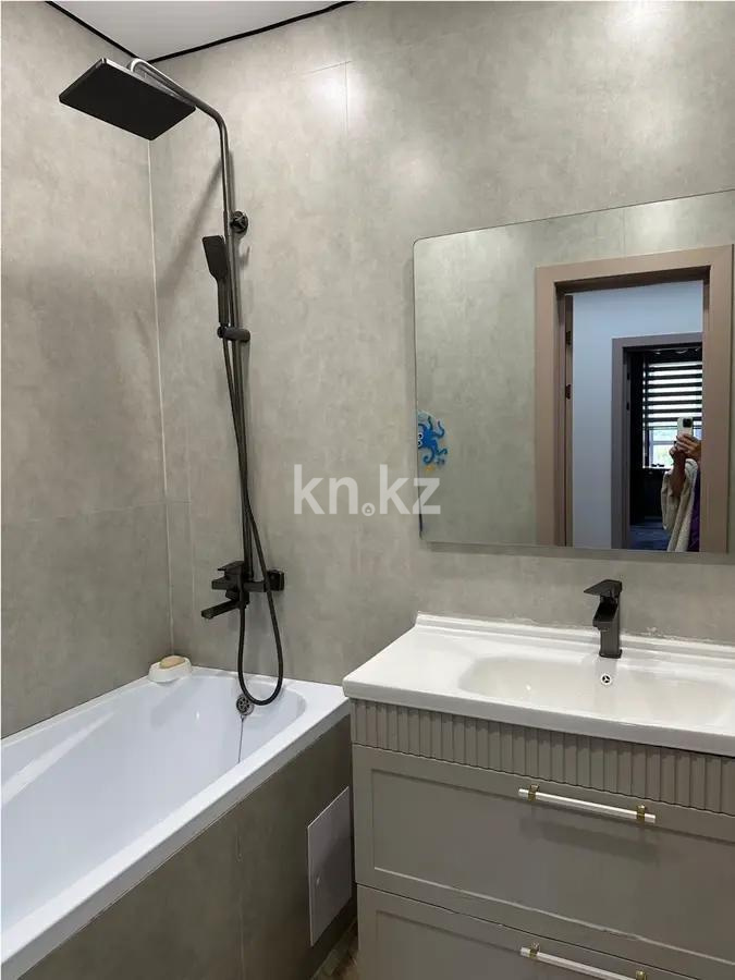 Продажа 3-комнатной квартиры, 82 м², ул. Ардагерлер, дом  38/3 в Астане - фото 4