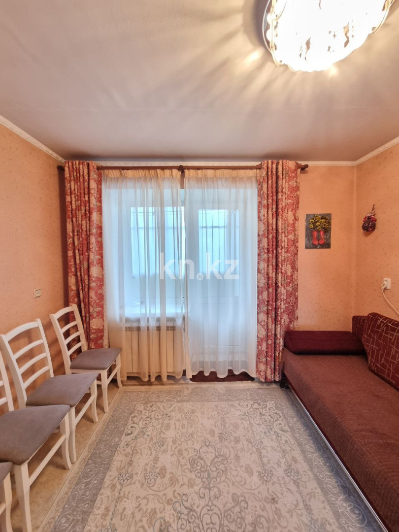 Продажа 4-комнатной квартиры, 80 м², пр. Назарбаева, дом  51 в Караганде - фото 12