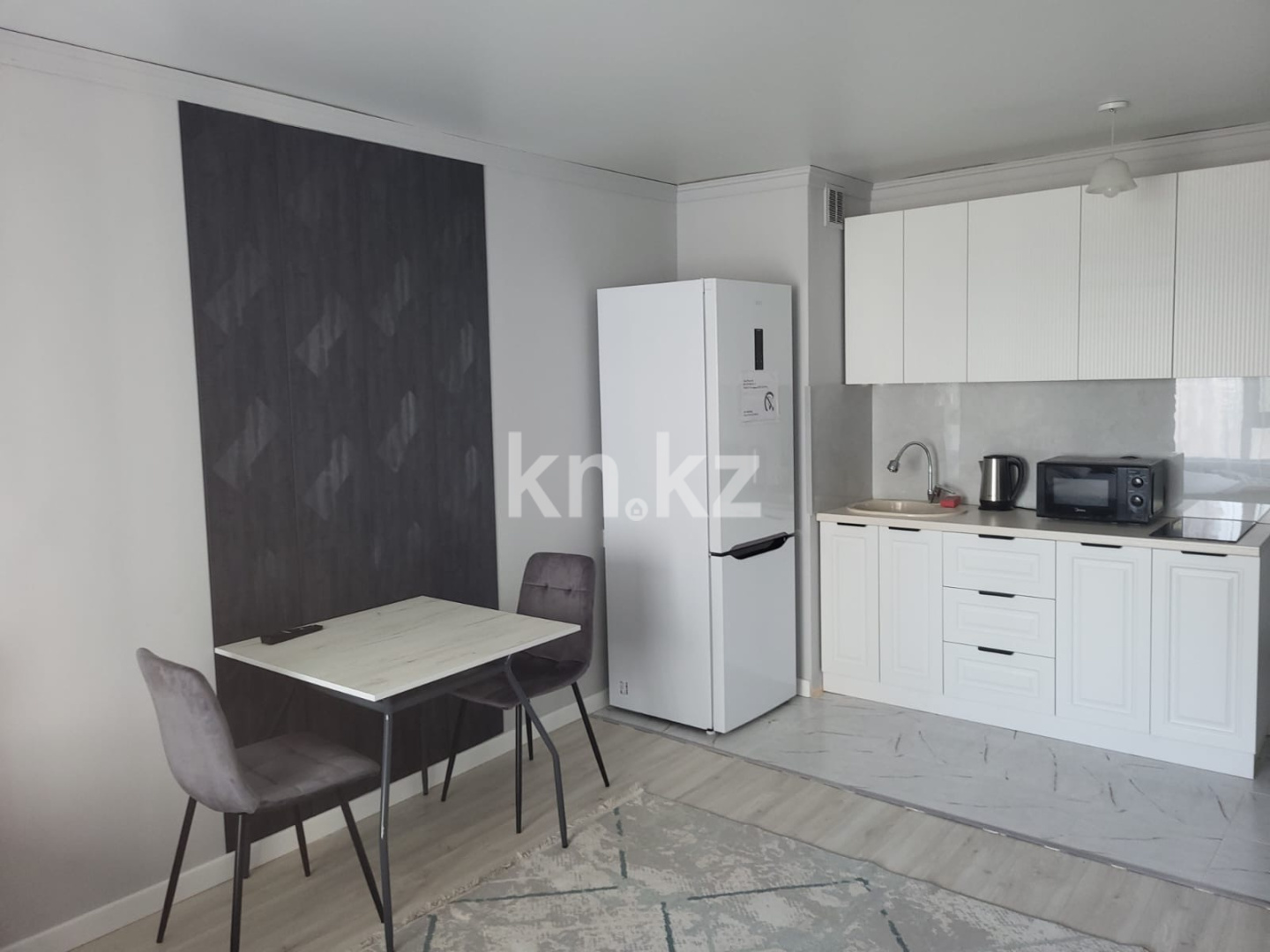 Аренда 1-комнатной квартиры посуточно, 30 м², ул. Аккент, дом  98 - ул. Ташкентская в Алматы