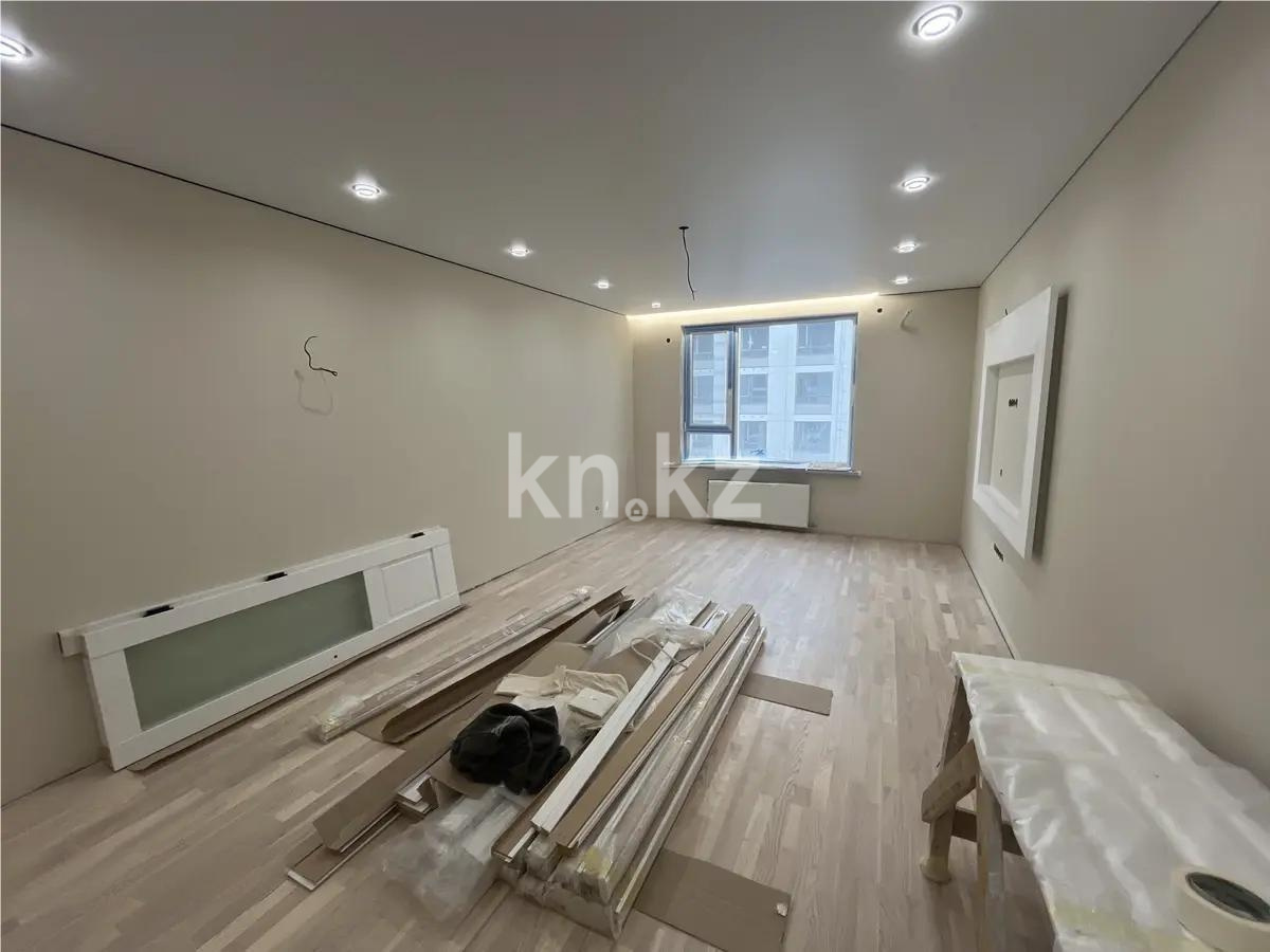 Продажа 4-комнатной квартиры, 123.7 м², пр. Кабанбай батыра, дом  38/2 в Астане