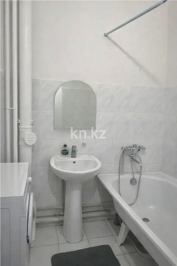 Продажа 3-комнатной квартиры, 72 м² в Алматы - фото 3
