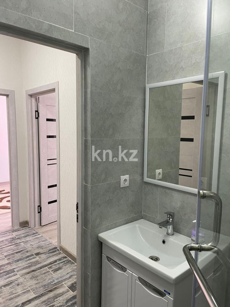 Продажа 1-комнатной квартиры, 46 м², ул. Муканова, дом  51/8 в Караганде - фото 6