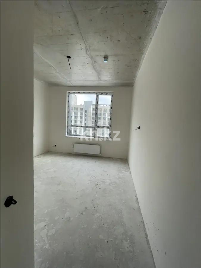 Продажа 1-комнатной квартиры, 37 м², ул. Е-796, дом  1 стр в Астане