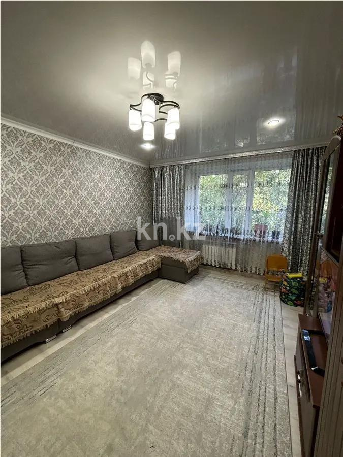 Продажа 4-комнатной квартиры, 77 м² в Караганде