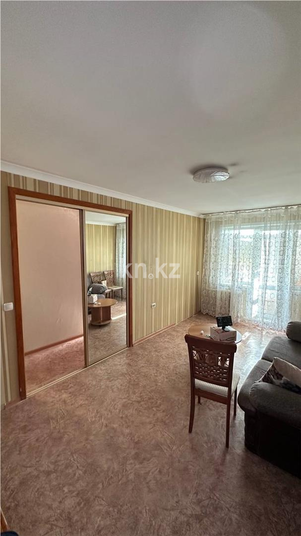 Продажа 3-комнатной квартиры, 57 м², ул. Гоголя, дом  46/2 в Караганде - фото 3