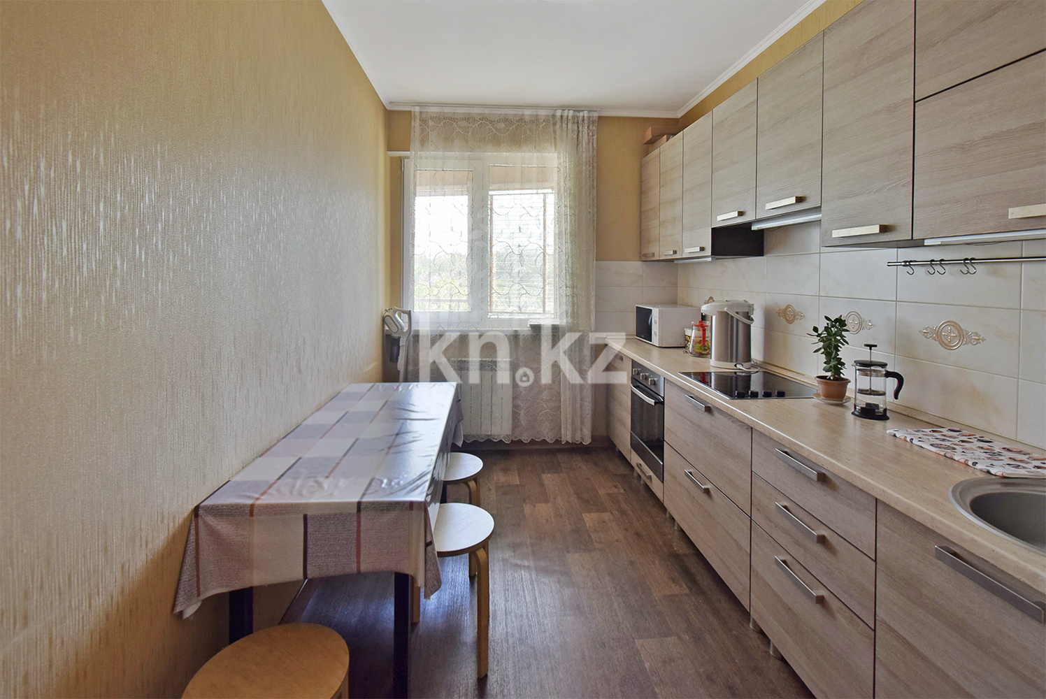 Продажа 2-комнатной квартиры, 74.6 м², мкр-н 1, дом  26а в Алматы - фото 8