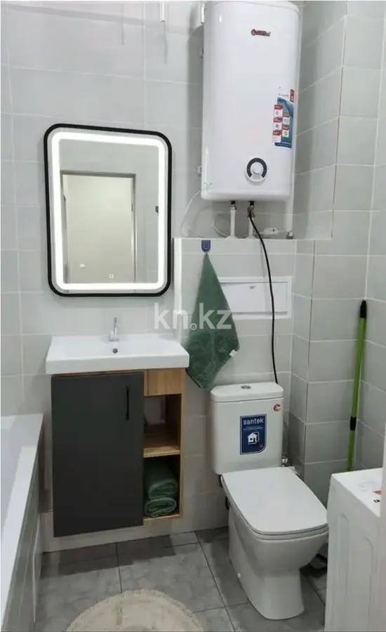 Продажа 2-комнатной квартиры, 52 м², ул. Муканова, дом  53/8 в Караганде - фото 3