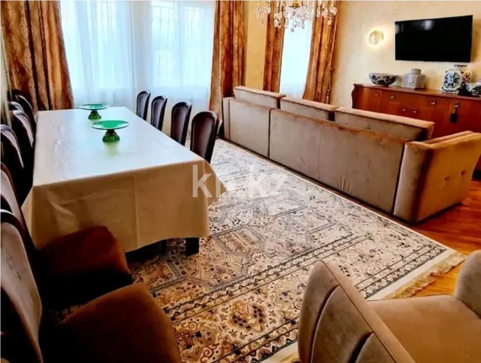 Продажа 3-комнатной квартиры, 126 м², ул. Навои, дом  208 в Алматы