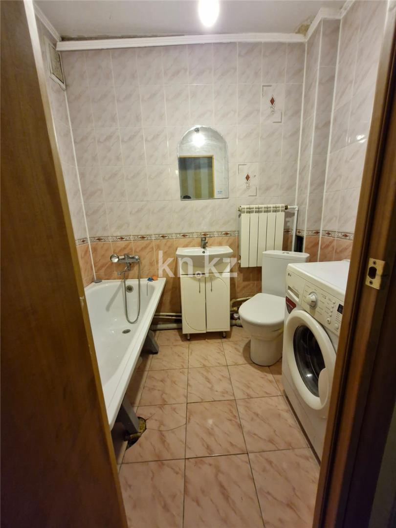 Продажа 1-комнатной квартиры, 32 м², ул. Гапеева в Караганде - фото 12