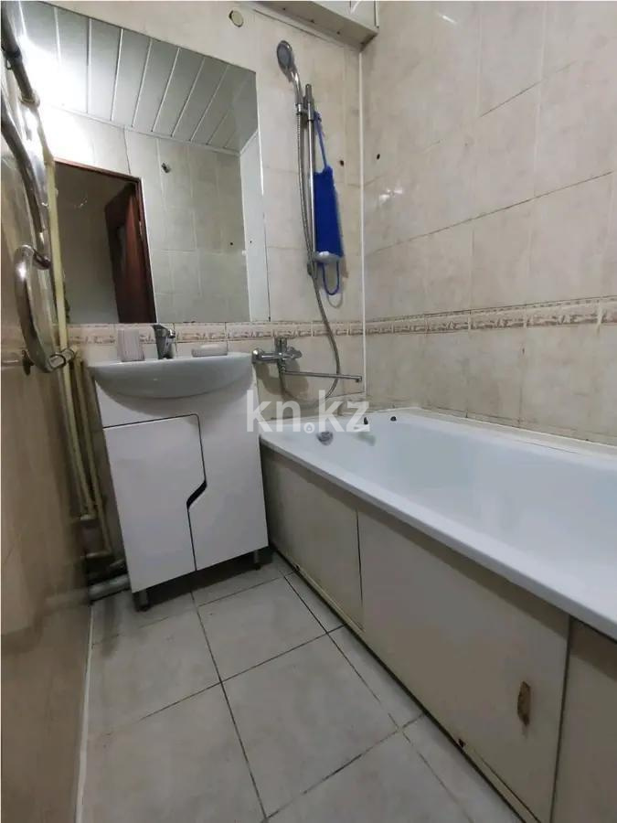 Продажа 1-комнатной квартиры, 30 м², мкр-н 19, дом  40 в Караганде - фото 3